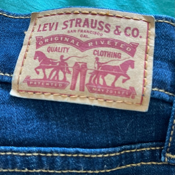 Levi’s 311 SHAPING SKINNY WOMEN'S JEANS - Picture 9 of 11